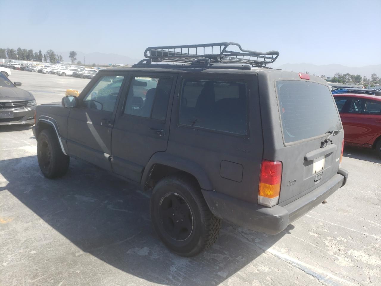 Photo 3 from auction – 2000 JEEP CHEROKEE S with VIN 1J4FF48S5YL100153