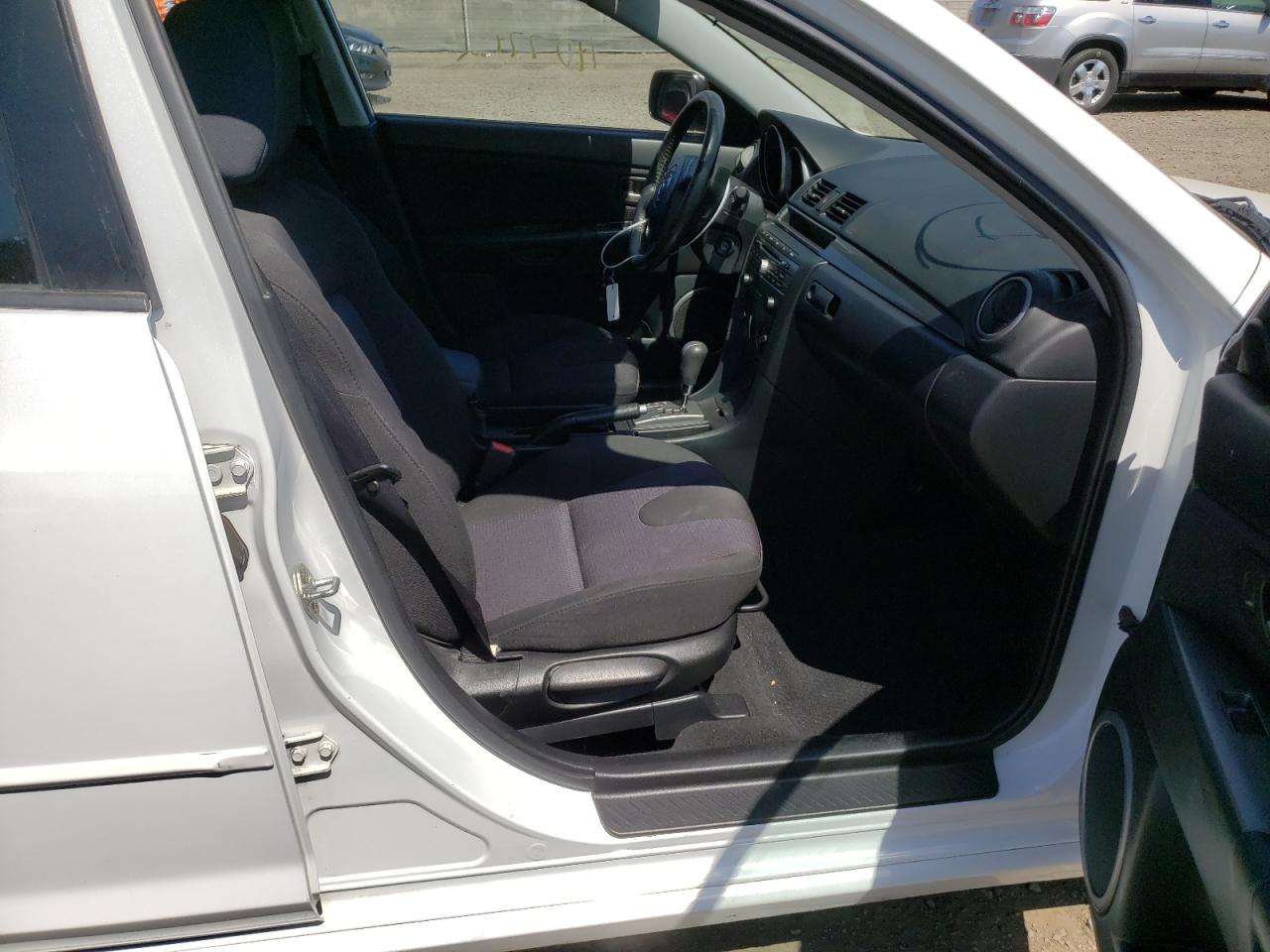Photo 5 from auction – 2007 MAZDA 3 HATCHBAC with VIN JM1BK144971737787