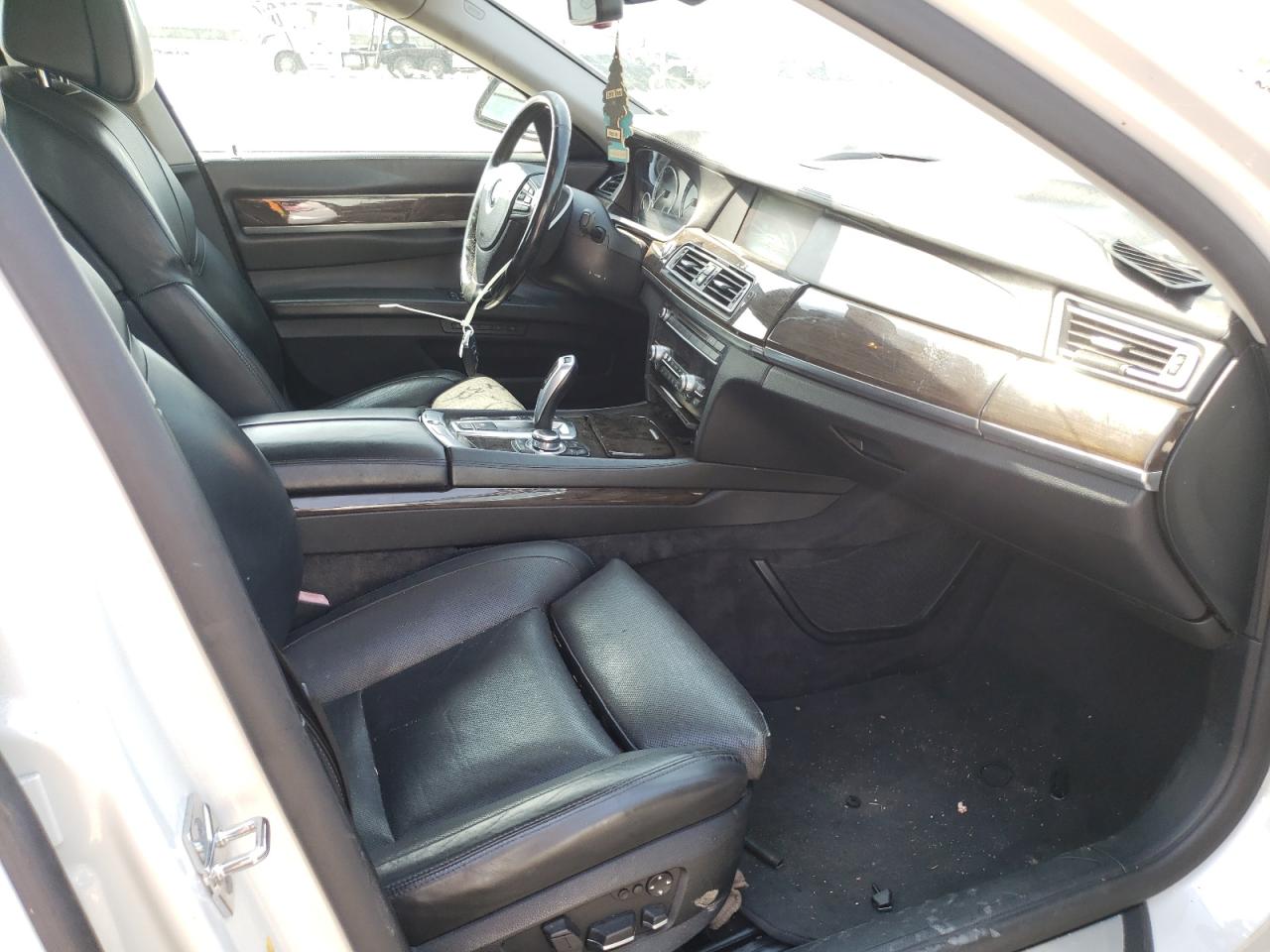 Photo 5 from auction – 2009 BMW 750 LI with VIN WBAKB83579CY58163