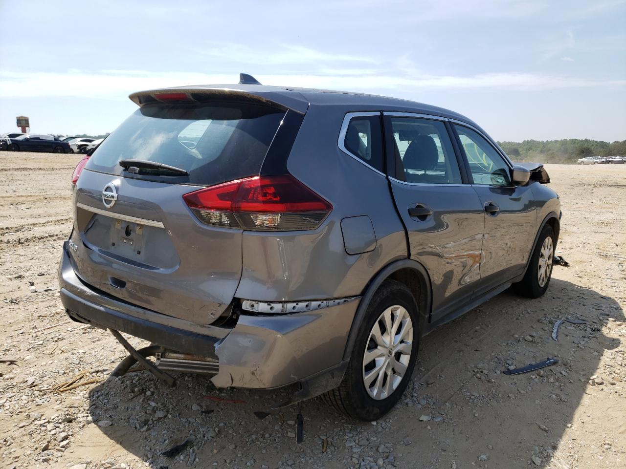 Photo 4 from auction – 2018 NISSAN ROGUE S with VIN KNMAT2MT1JP518767