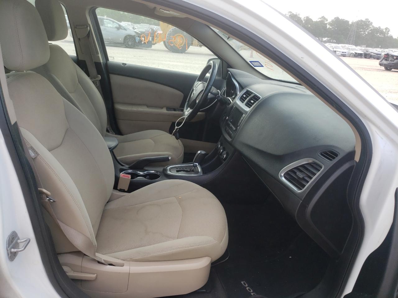 Photo 5 from auction – 2011 DODGE AVENGER MA with VIN 1B3BD1FB8BN565020