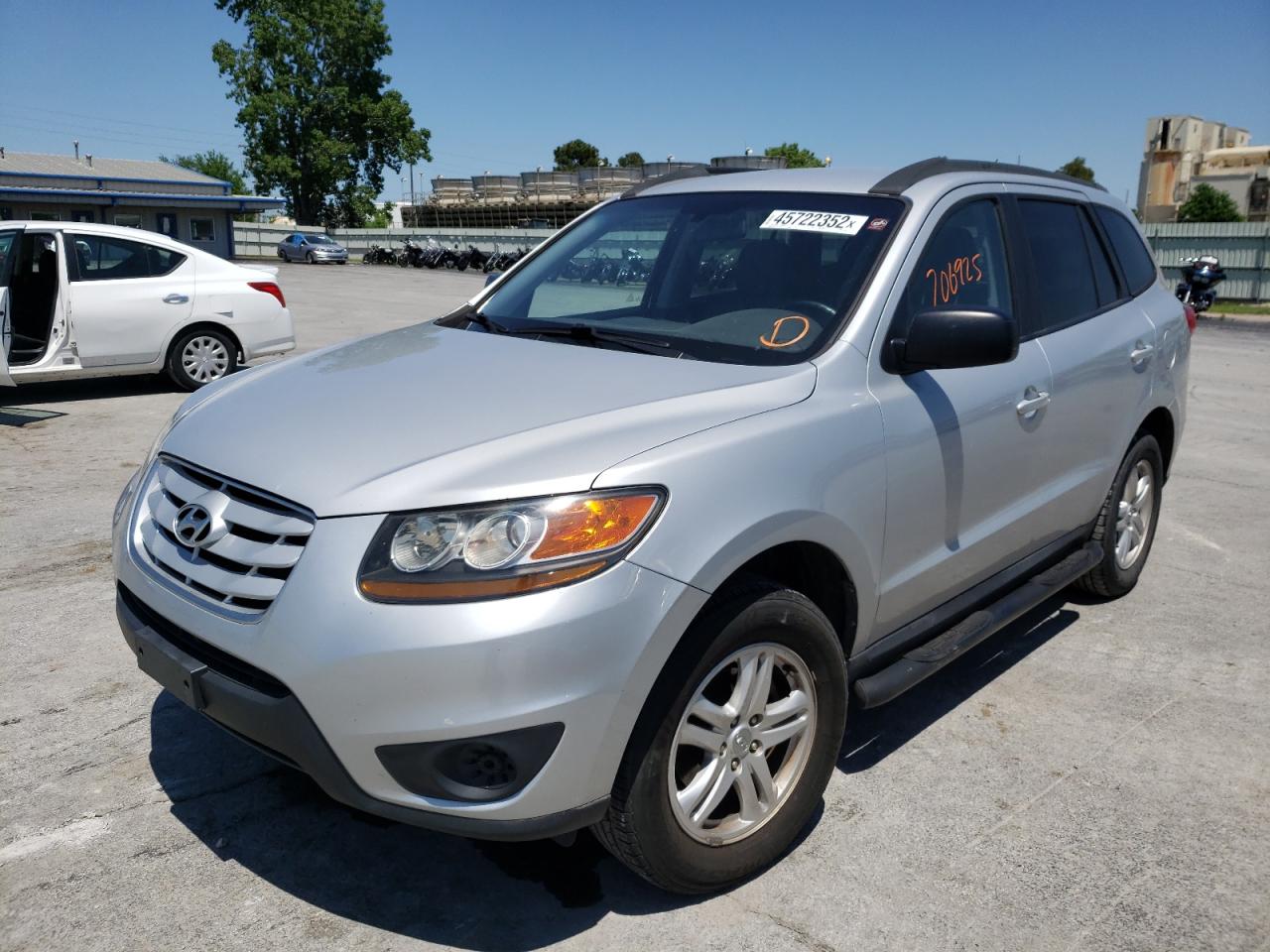 Photo 2 from auction – 2010 HYUNDAI SANTA FE G with VIN 5NMSG3AB8AH337622