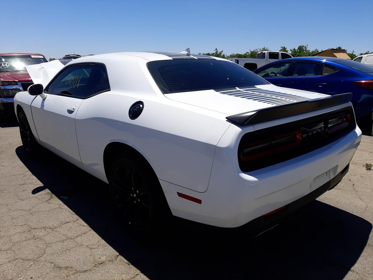 Photo 3 from auction – 2017 DODGE CHALLENGER with VIN 2C3CDZAG6HH594719