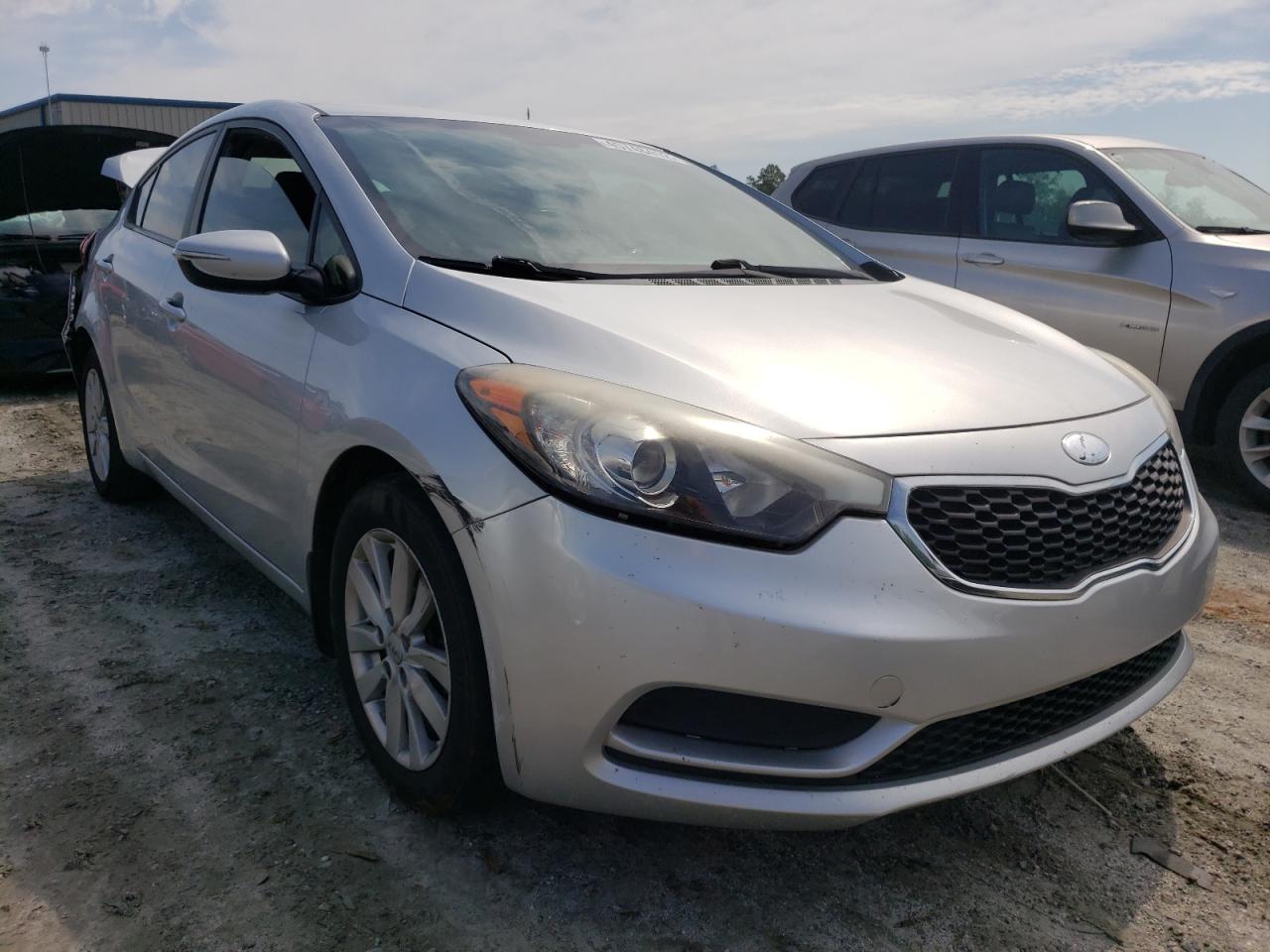 Photo 14 from auction – 2014 KIA FORTE LX with VIN KNAFX4A67E5174297