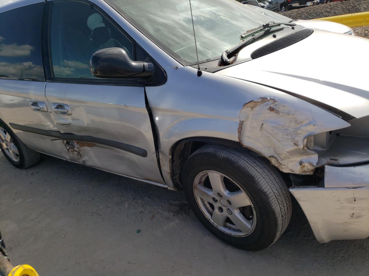 Photo 9 from auction – 2005 DODGE CARAVAN SX with VIN 1D4GP45R25B156287