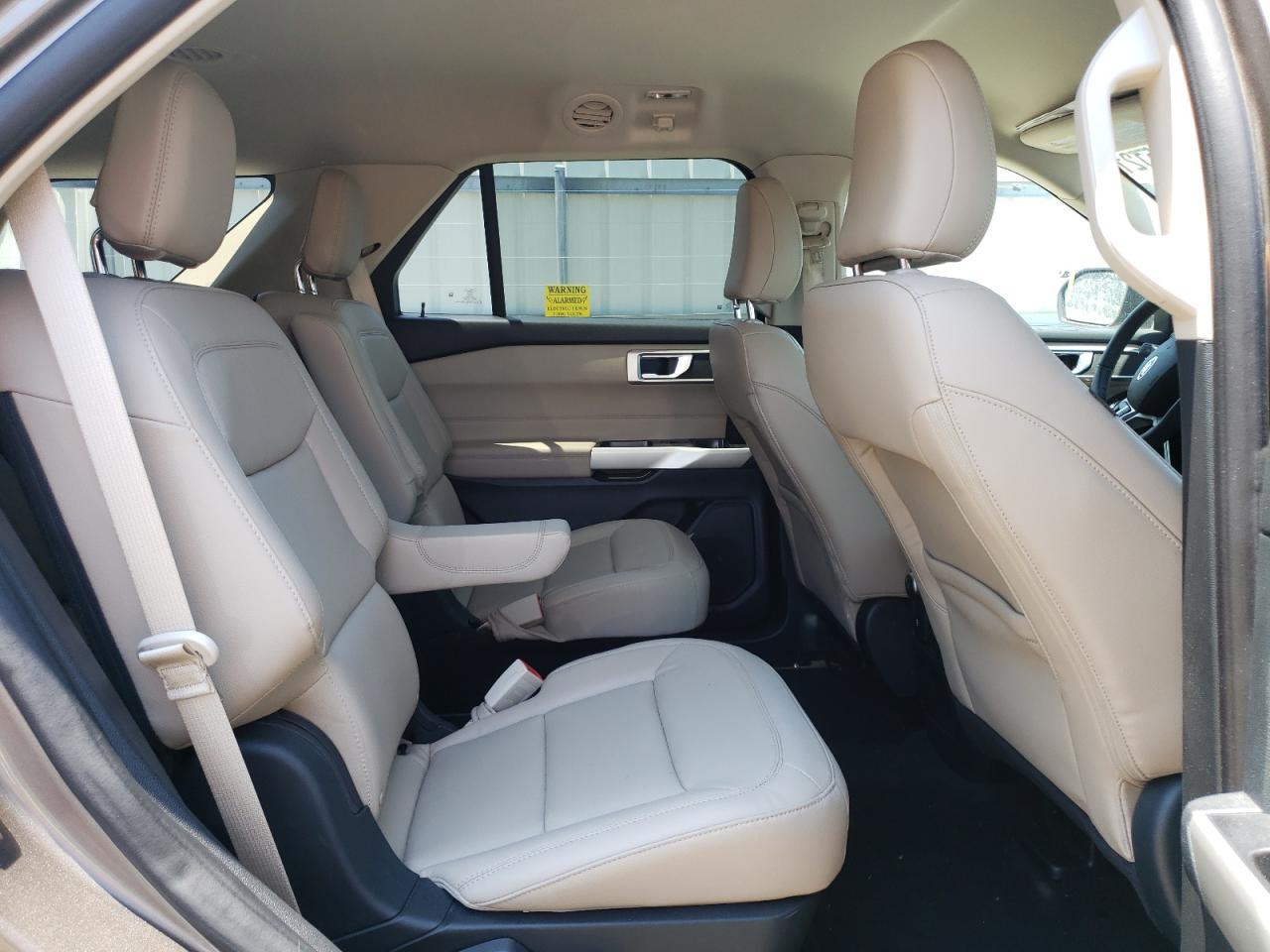 Photo 6 from auction – 2021 FORD EXPLORER X with VIN 1FMSK7DHXMGA22222