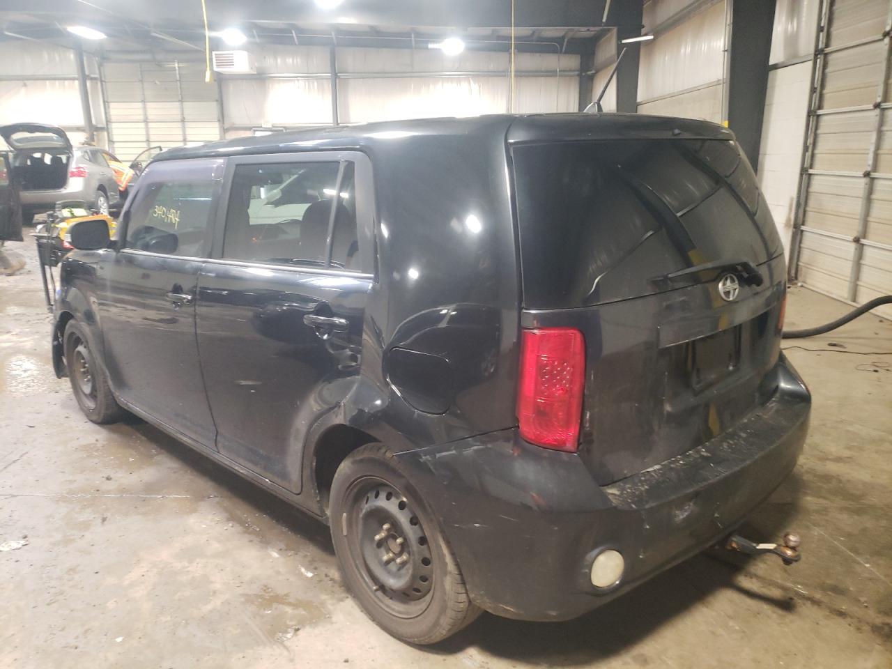Photo 3 from auction – 2008 SCION XB with VIN JTLKE50E981029073