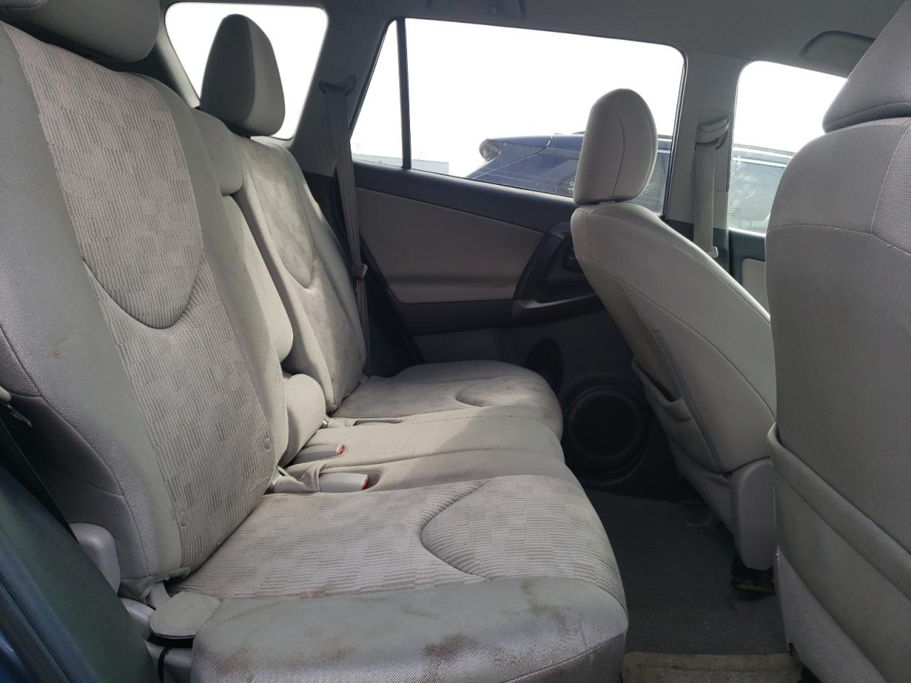 Photo 6 from auction – 2012 TOYOTA RAV4 with VIN 2T3BF4DV3CW265922