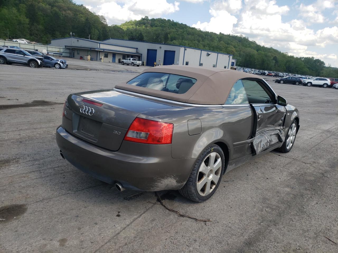 Zdjęcie 4 z aukcji – 2003 AUDI A4 3.0 CAB z VIN WAUAT48H23K019152