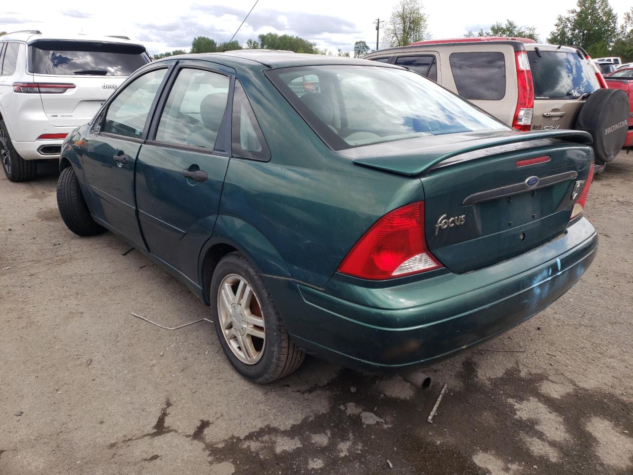Photo 3 from auction – 2001 FORD FOCUS SE with VIN 1FAFP34331W196239