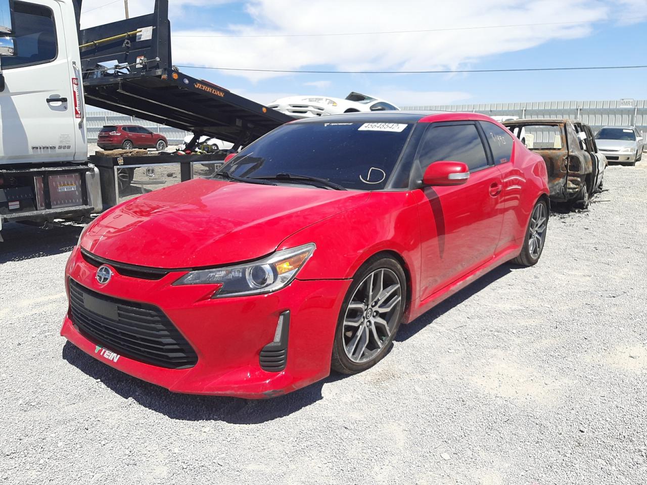 Photo 2 from auction – 2015 TOYOTA SCION TC with VIN JTKJF5C73F3089314