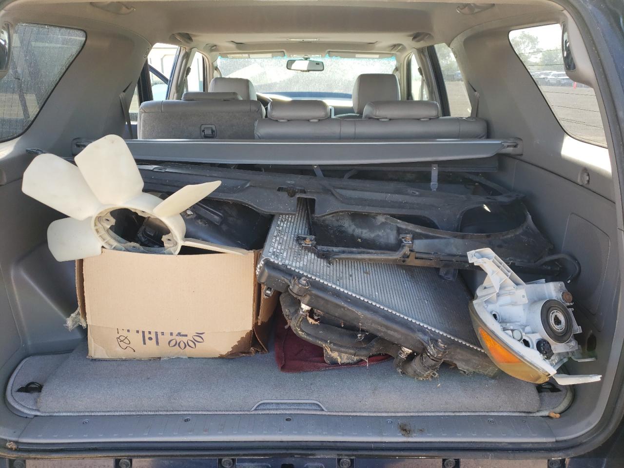 Photo 9 from auction – 2007 TOYOTA 4RUNNER LI with VIN JTEBT17R578042052