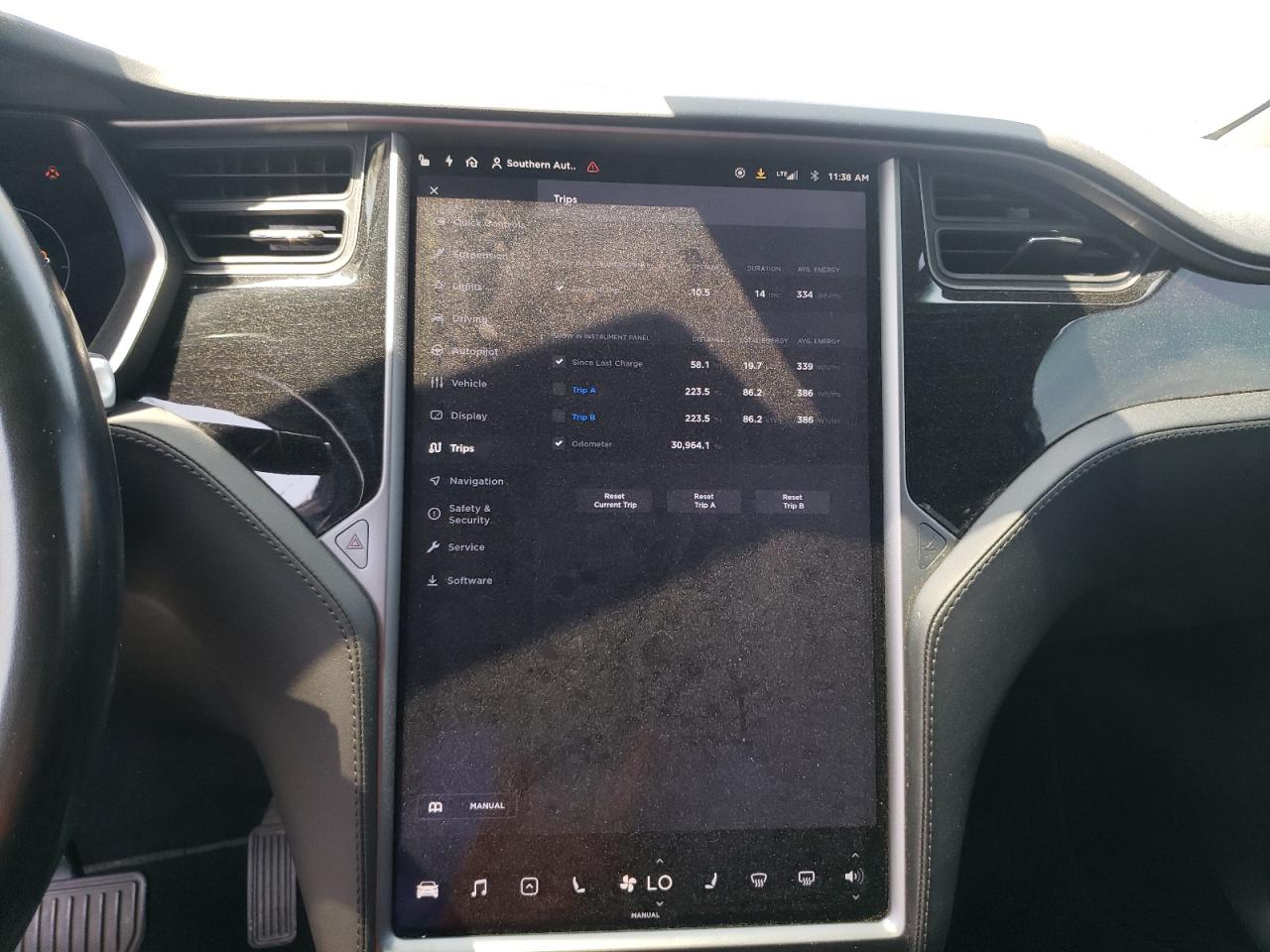 Photo 9 from auction – 2018 TESLA MODEL X with VIN 5YJXCDE24JF104226