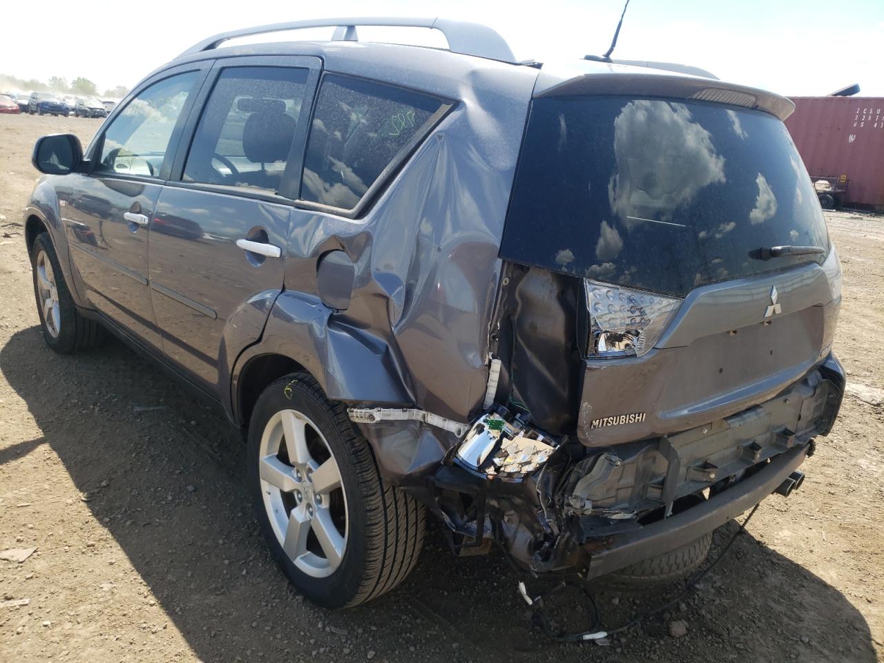 Photo 3 from auction – 2007 MITSUBISHI OUTLANDER with VIN JA4MT41X87Z018063