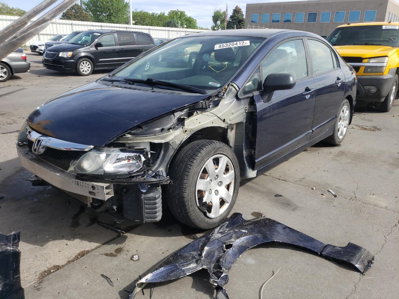 Photo 2 from auction – 2010 HONDA CIVIC LX with VIN 19XFA1F52AE004995