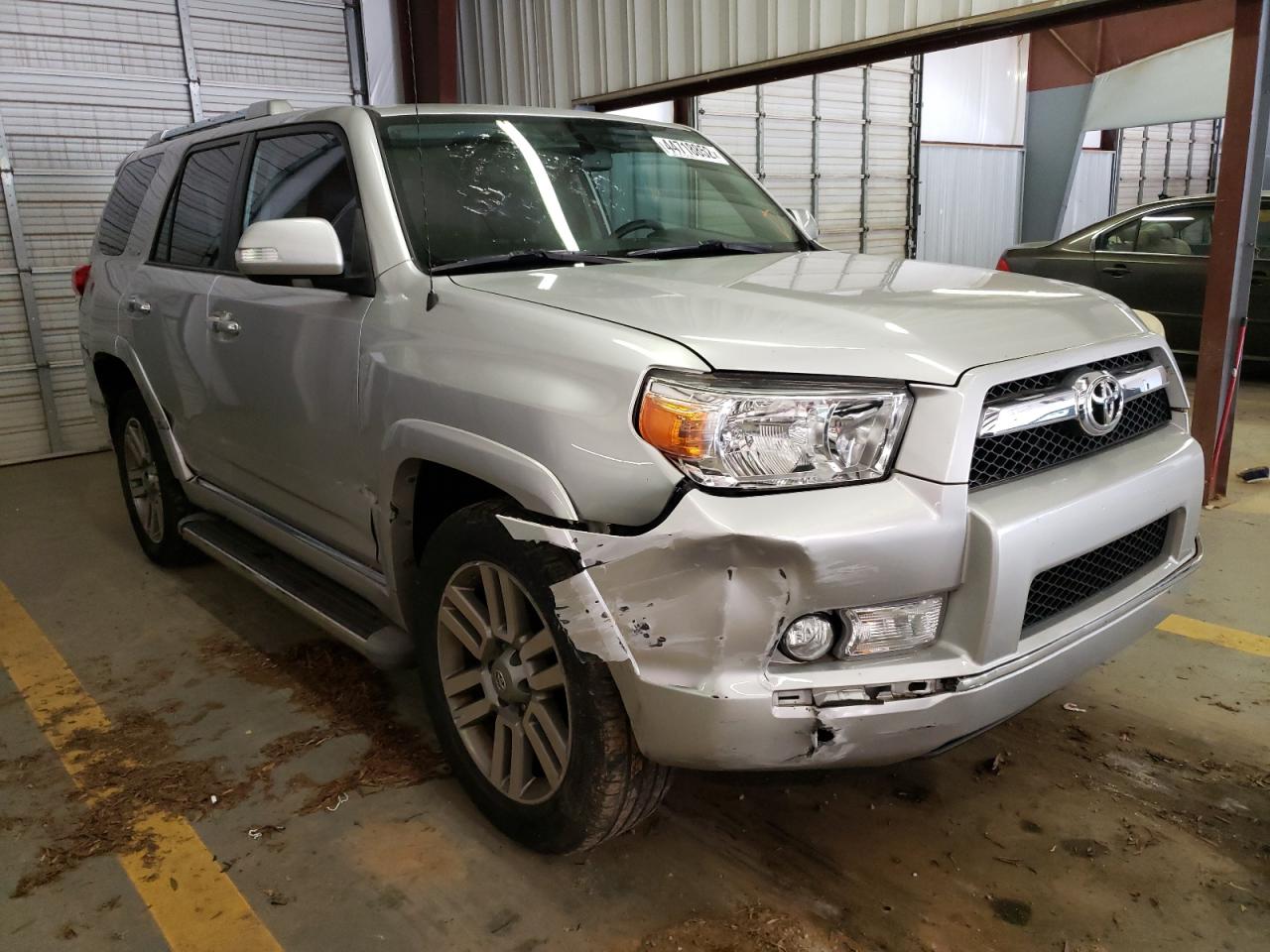 TOYOTA 4RUNNER SR 2011 with VIN JTEBU5JRXB5041597 - Photo from auction