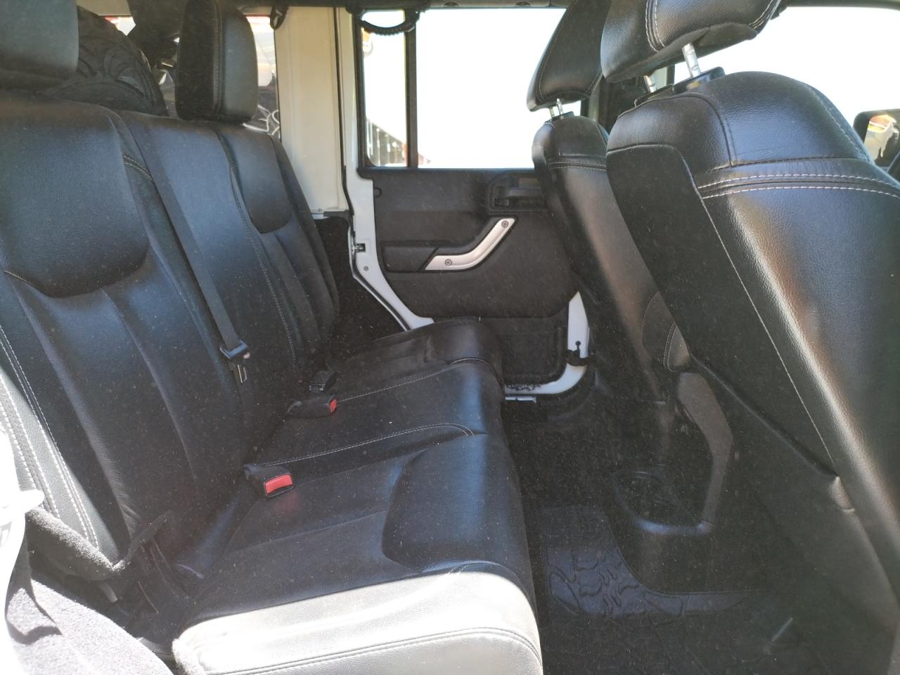 Photo 6 from auction – 2015 JEEP WRANGLER U with VIN 1C4BJWFG1FL584462