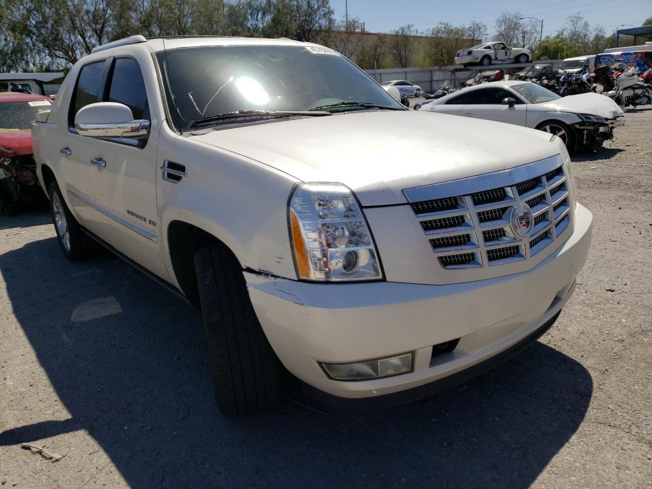 CADILLAC ESCALADE E 2012 with VIN 3GYT4NEF0CG132763 - Photo from auction