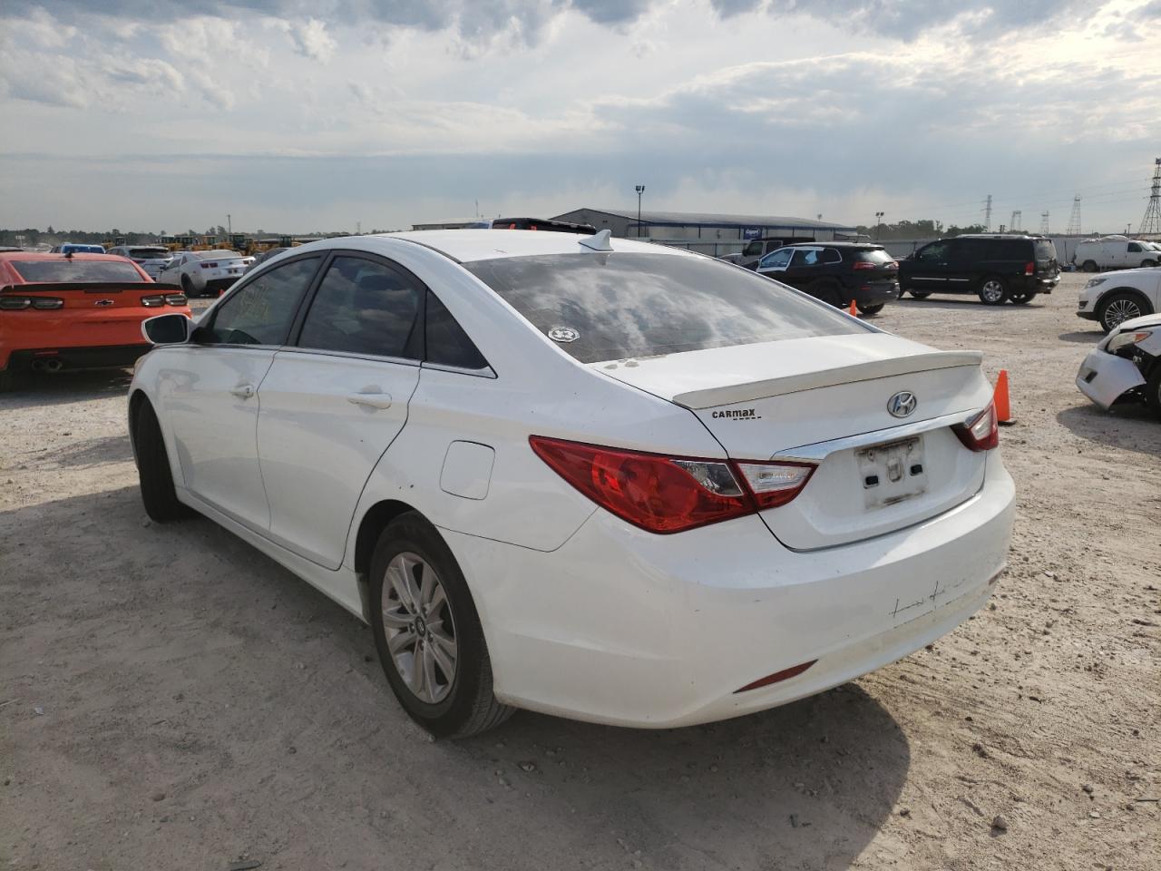 Photo 3 from auction – 2011 HYUNDAI SONATA GLS with VIN 5NPEB4AC1BH118595