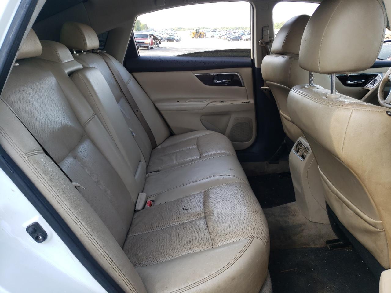 Photo 6 from auction – 2015 NISSAN ALTIMA 2.5 with VIN 1N4AL3AP5FC132158