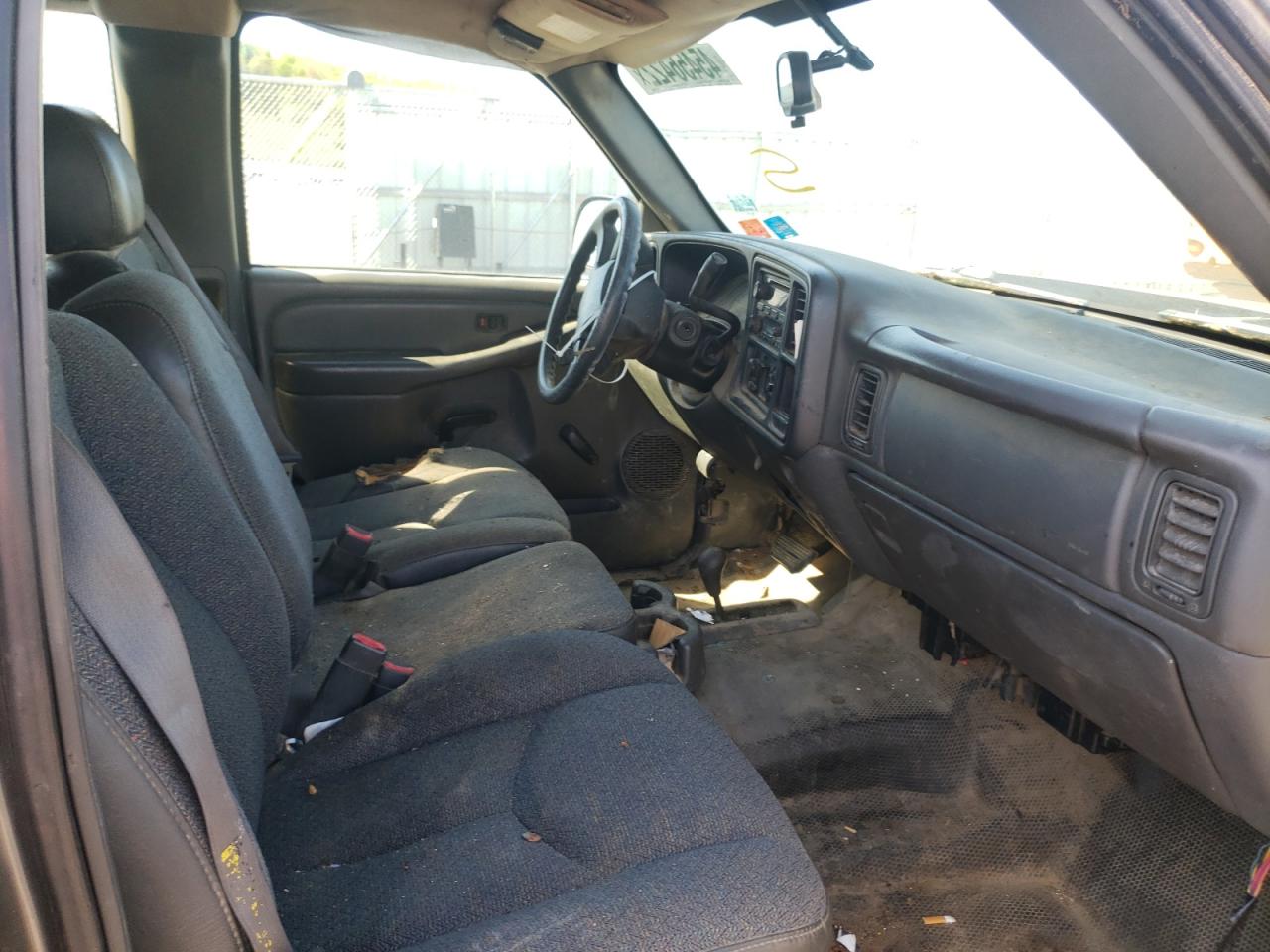 Photo 5 from auction – 2007 CHEVROLET SILVERADO with VIN 1GCEK19V77E177503