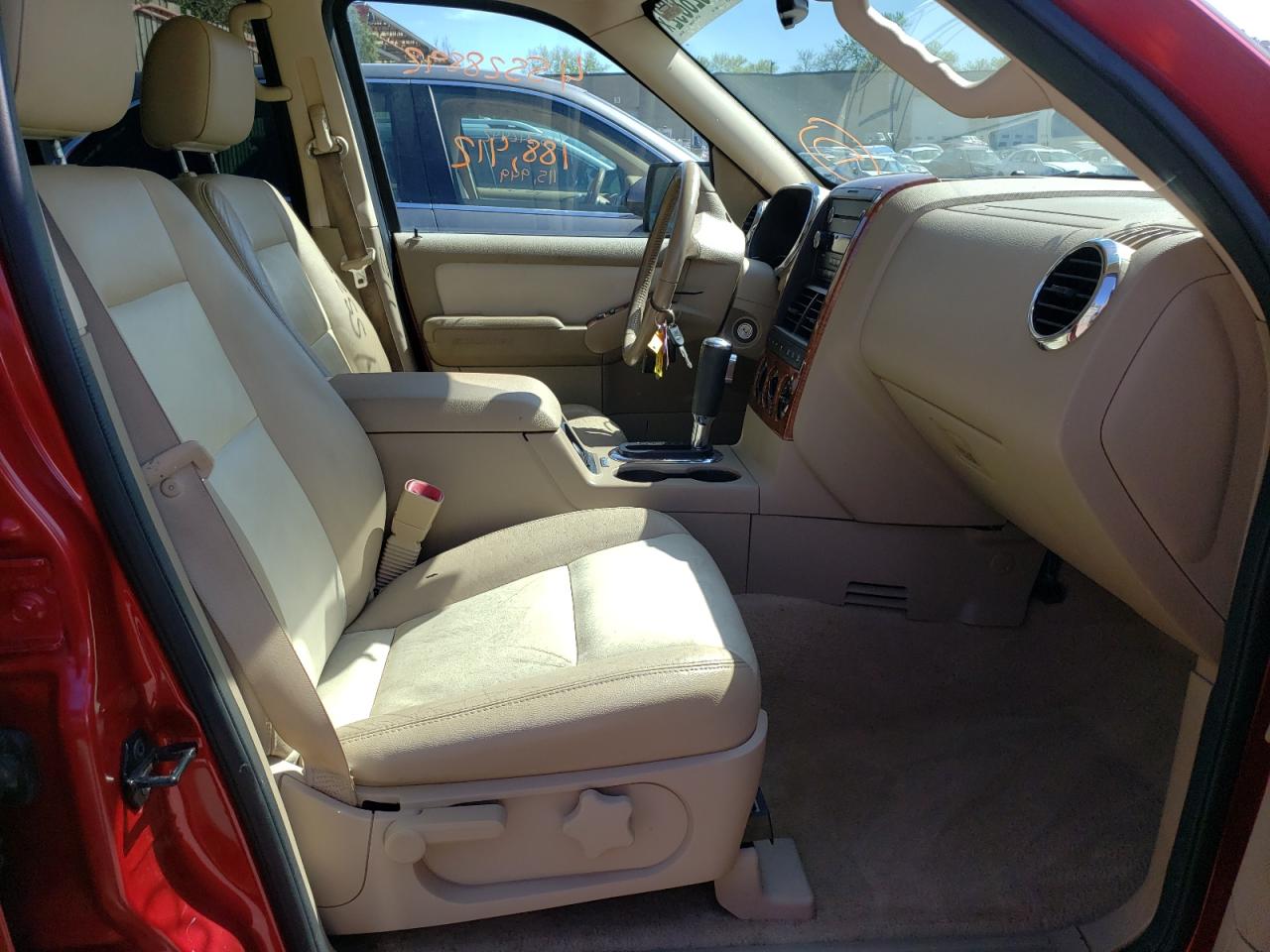 Photo 5 from auction – 2008 FORD EXPLORER E with VIN 1FMEU74E78UA84150