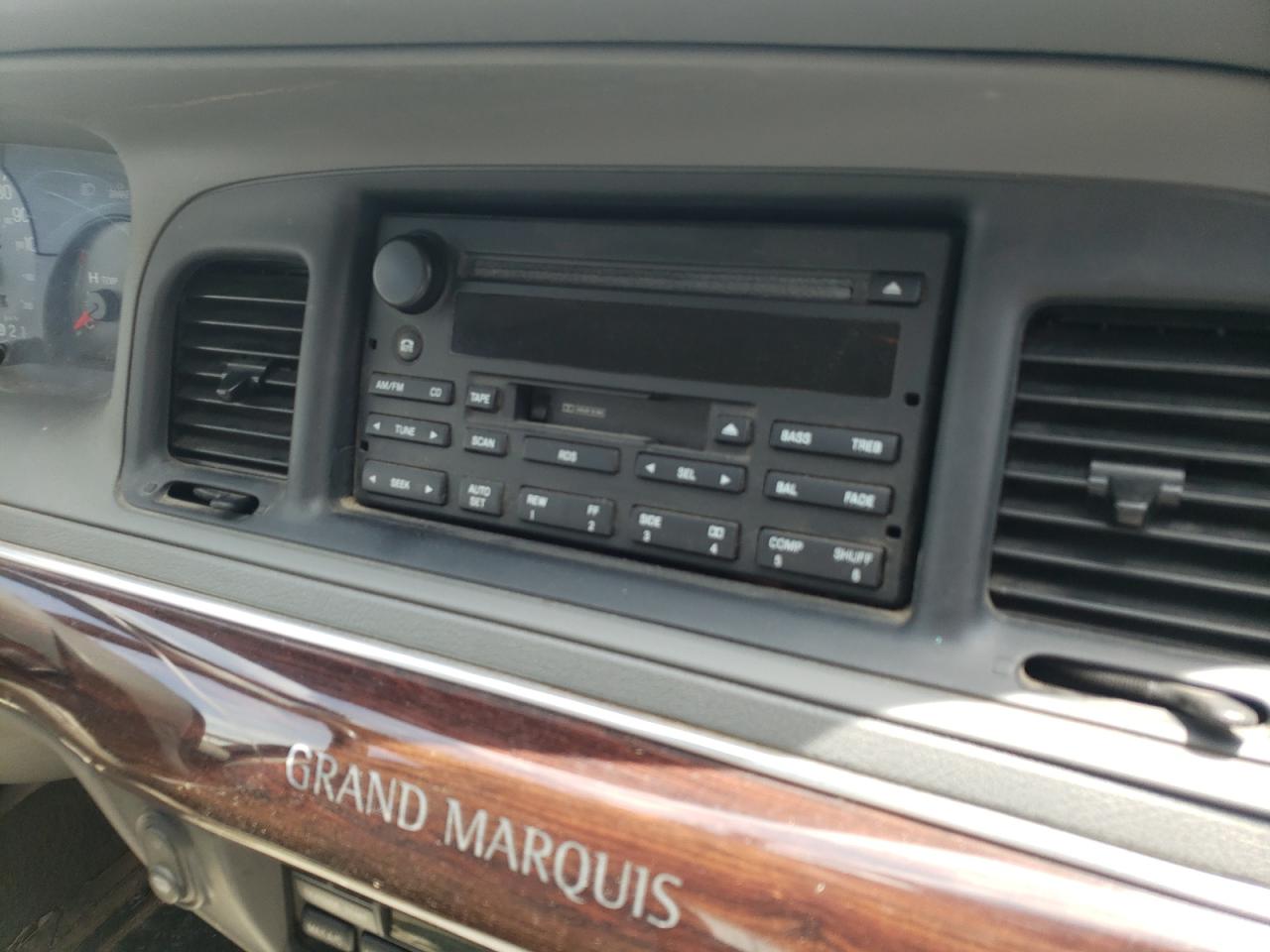Photo 9 from auction – 2003 MERCURY GRAND MARQ with VIN 2MEFM75W33X686172