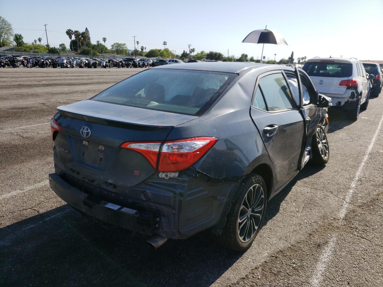 Photo 4 from auction – 2015 TOYOTA COROLLA L with VIN 5YFBURHE8FP359872
