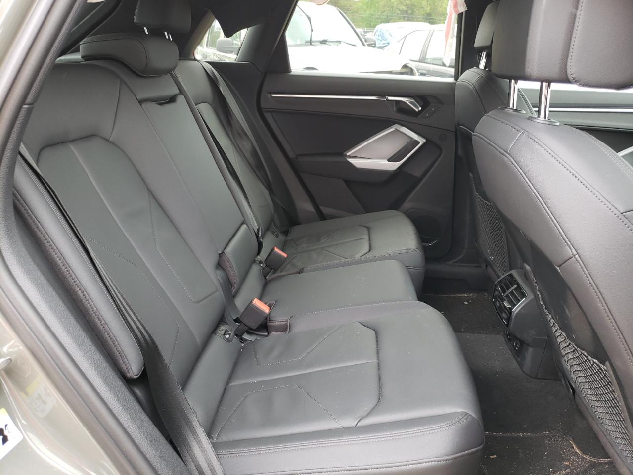 Photo 6 from auction – 2021 AUDI Q3 PREMIUM with VIN WA1EECF34M1132764