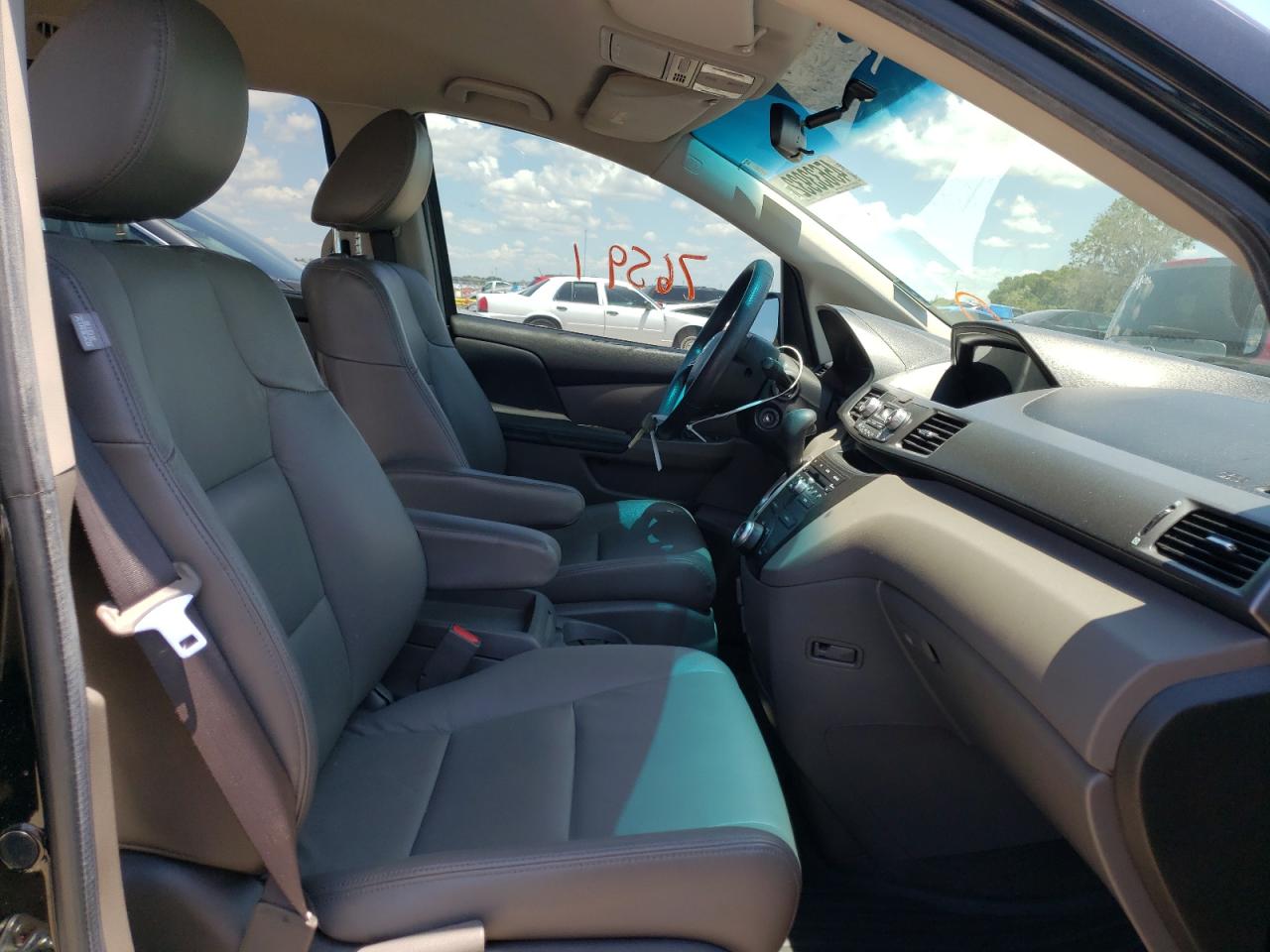 Photo 5 from auction – 2012 HONDA ODYSSEY EX with VIN 5FNRL5H45CB043192