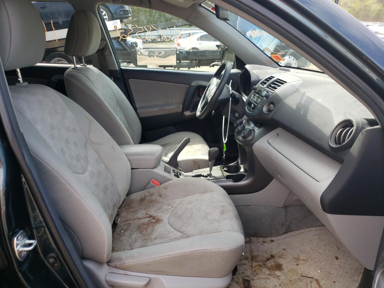 Photo 5 from auction – 2011 TOYOTA RAV4 with VIN 2T3BF4DV2BW133278
