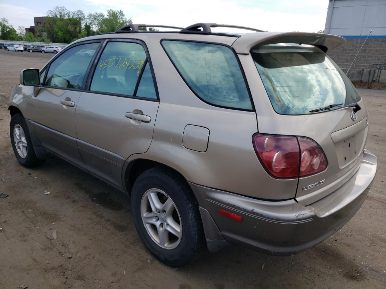 Photo 3 from auction – 2000 LEXUS RX 300 with VIN JT6HF10U6Y0111939