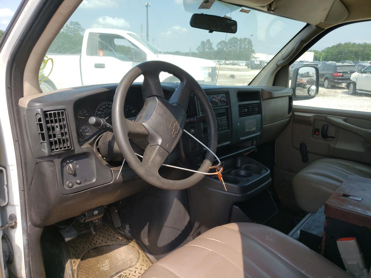 Photo 9 from auction – 2006 CHEVROLET EXPRESS G2 with VIN 1GCGG25V761181269