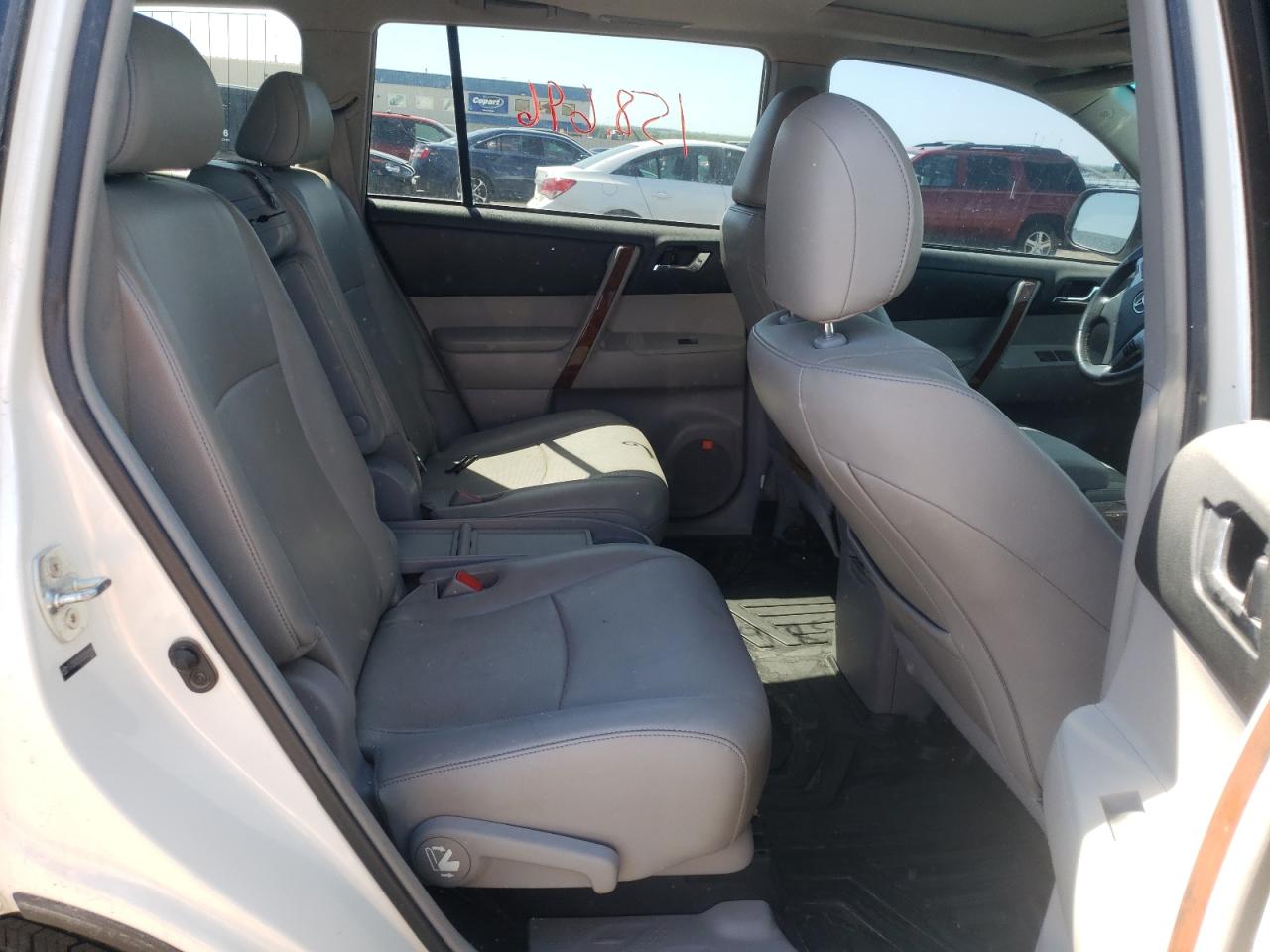 Photo 6 from auction – 2013 TOYOTA HIGHLANDER with VIN 5TDDK3EH3DS220098