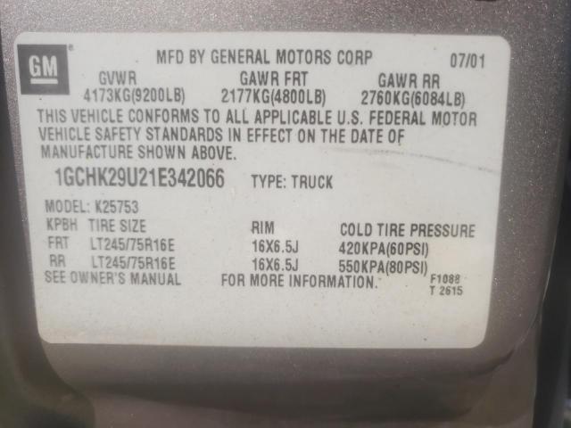 Photo 10 from auction – 2001 CHEVROLET SILVERADO with VIN 1GCHK29U21E342066