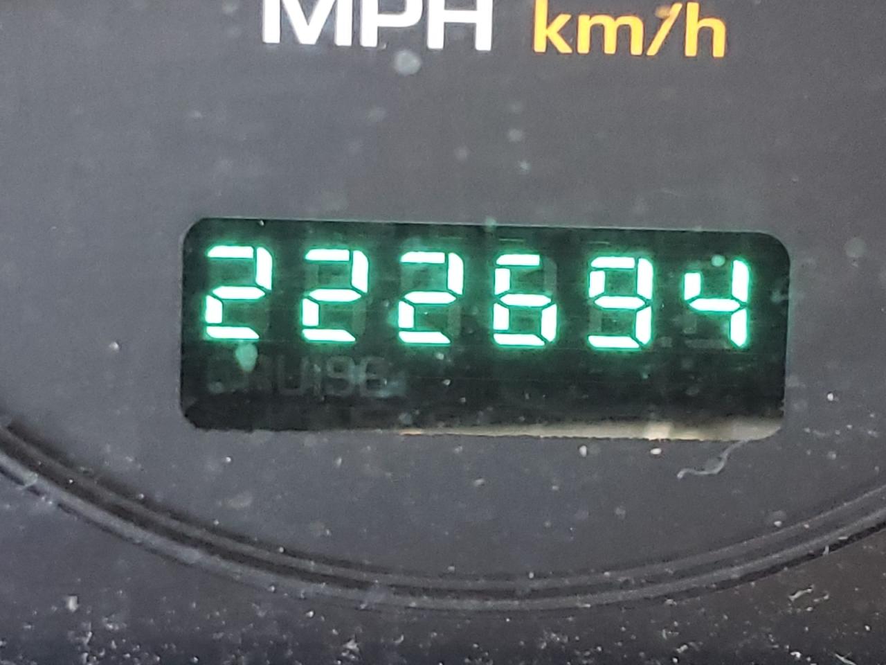 Photo 8 from auction – 2004 JEEP GRAND CHER with VIN 1J4GW48NX4C405317