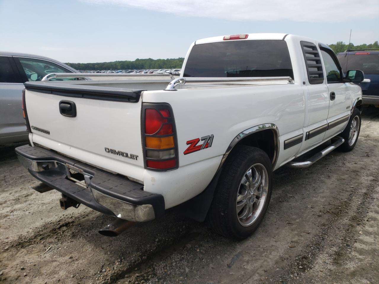 Photo 4 from auction – 1999 CHEVROLET SILVERADO with VIN 1GCEK19T8XE140782