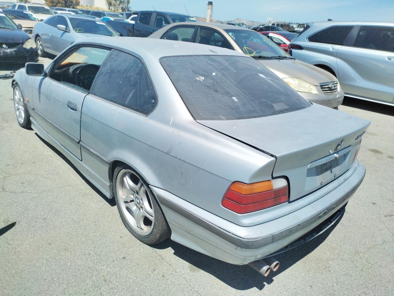Photo 3 from auction – 1997 BMW 328 IS with VIN WBABG1327VET05882