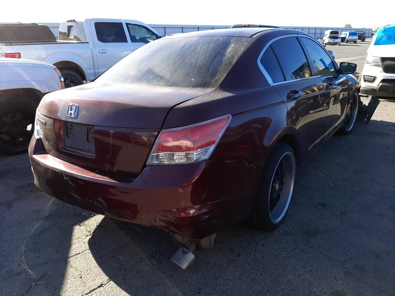 Photo 4 from auction – 2010 HONDA ACCORD LXP with VIN 1HGCP2F47AA104433