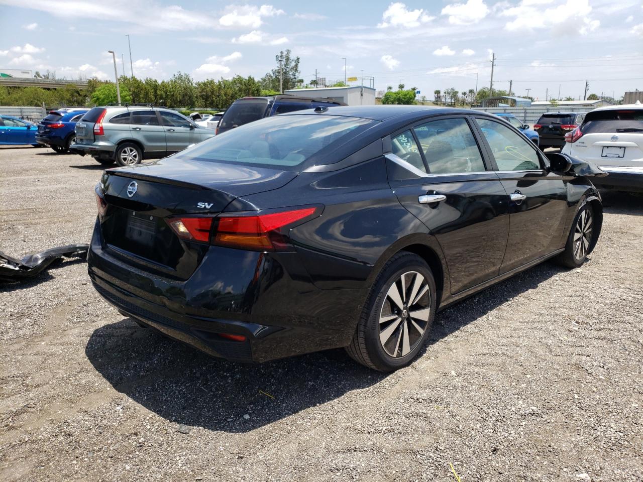 Photo 4 from auction – 2021 NISSAN ALTIMA SV with VIN 1N4BL4DV9MN365093