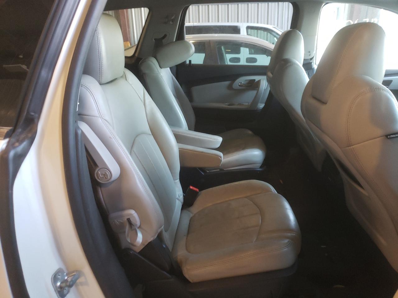 Photo 6 from auction – 2012 CHEVROLET TRAVERSE L with VIN 1GNKVLED6CJ349337