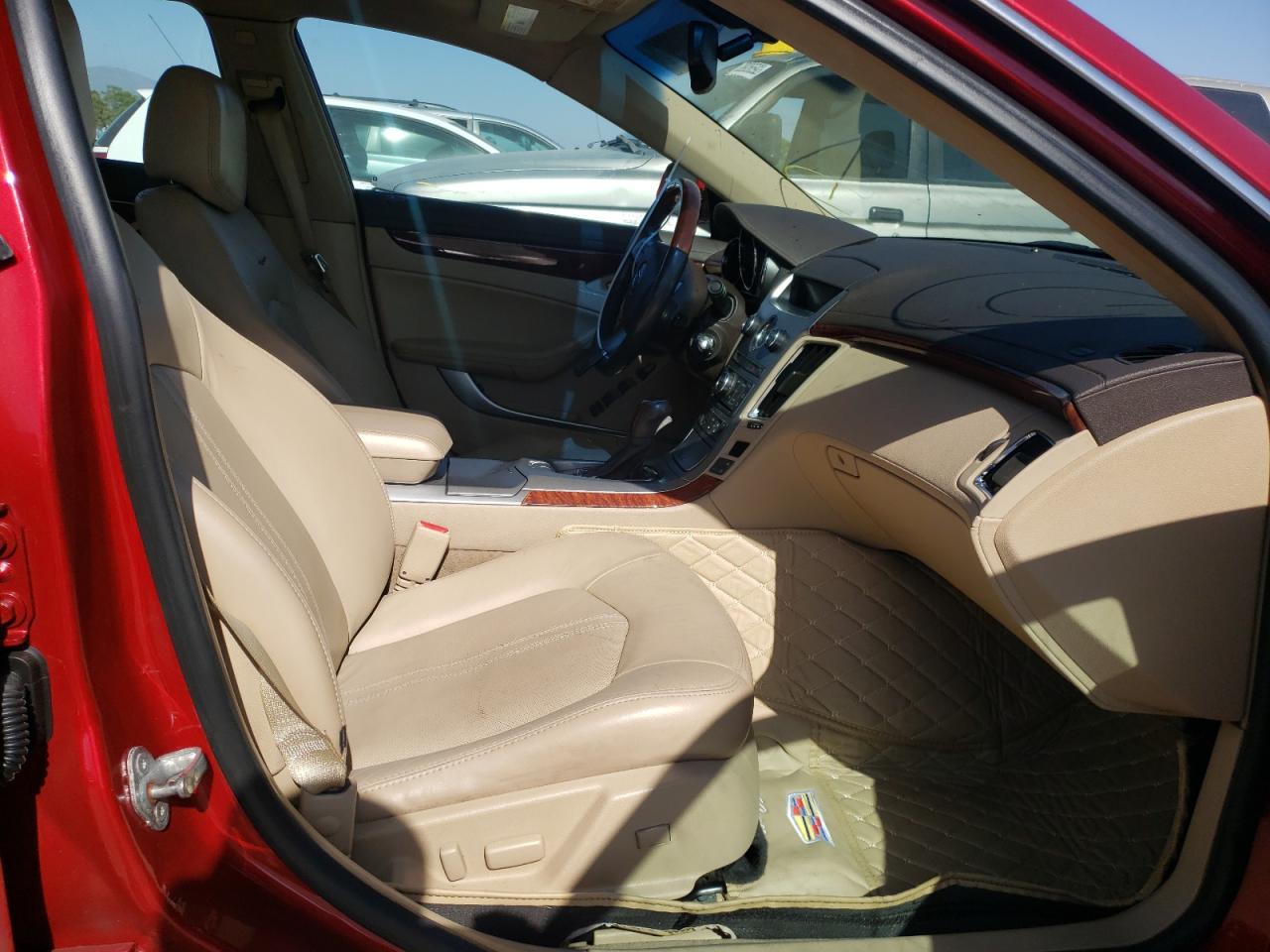 Photo 5 from auction – 2011 CADILLAC CTS PREMIU with VIN 1G6DS5ED2B0130355