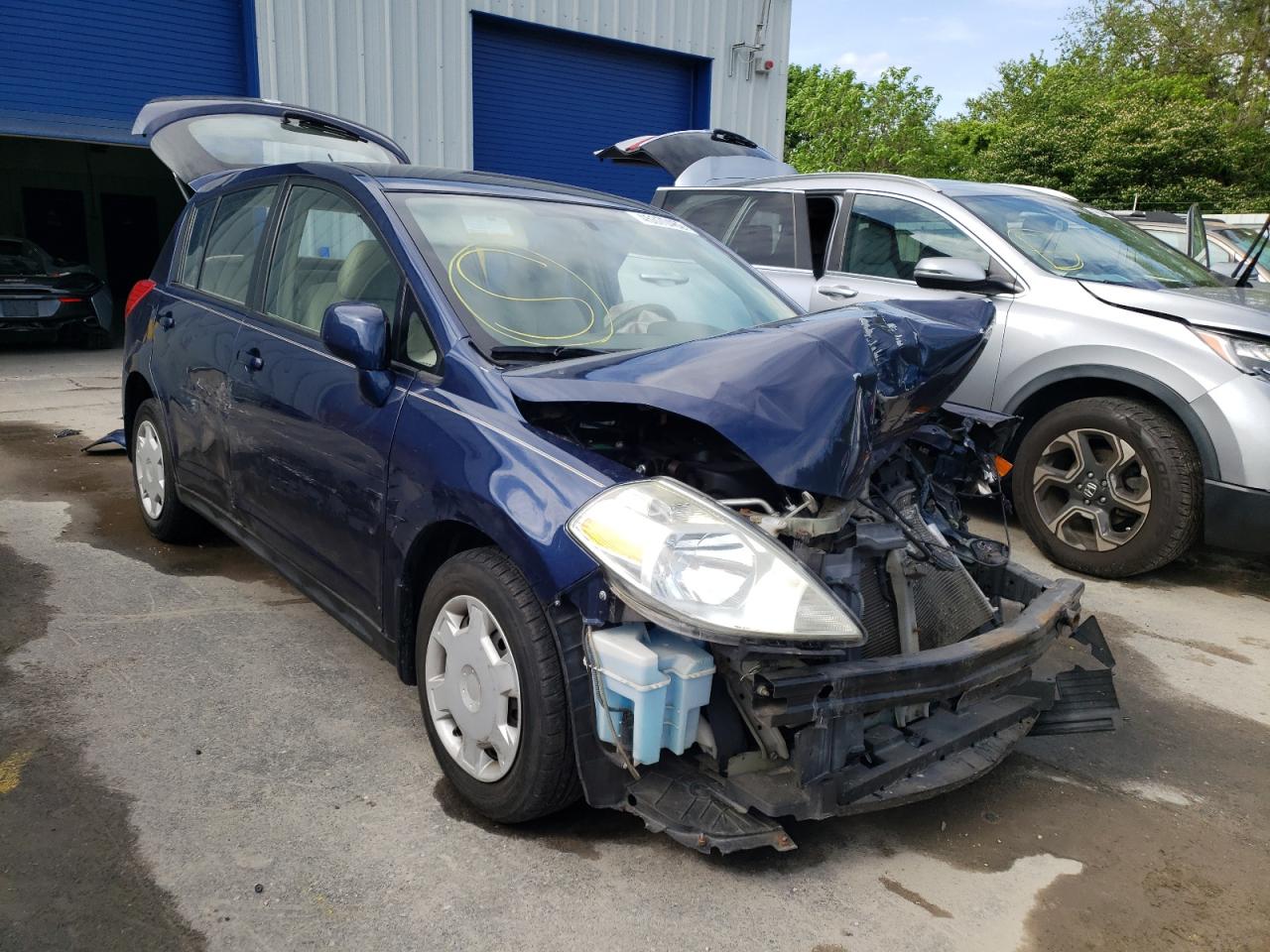 NISSAN VERSA S 2008 with VIN 3N1BC13EX8L459728 - Photo from auction