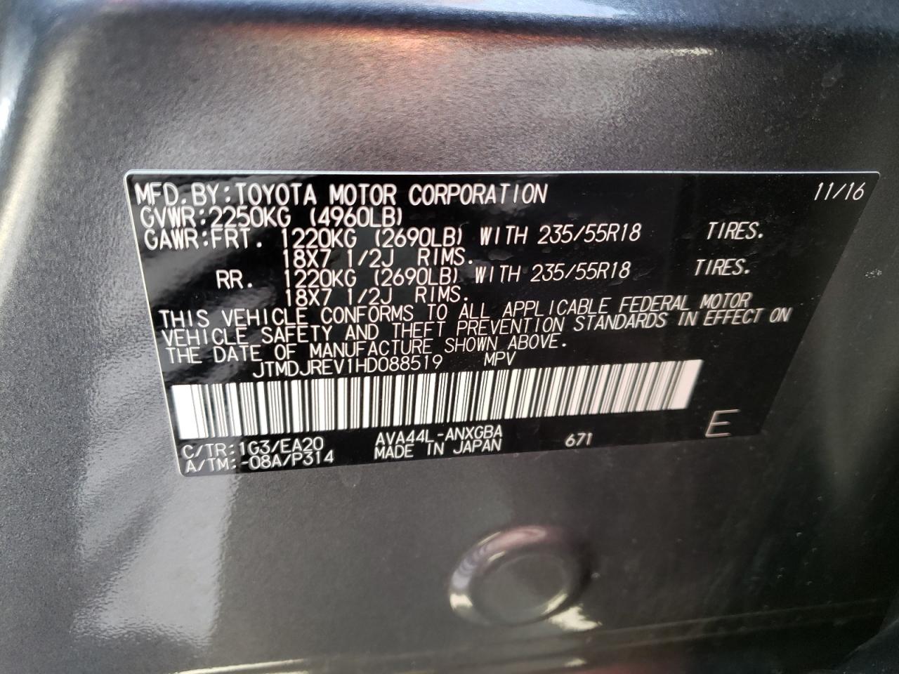 Photo 10 from auction – 2017 TOYOTA RAV4 HV LI with VIN JTMDJREV1HD088519