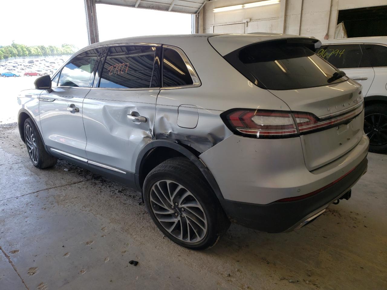 Photo 3 from auction – 2019 LINCOLN NAUTILUS R with VIN 2LMPJ8LP8KBL14497