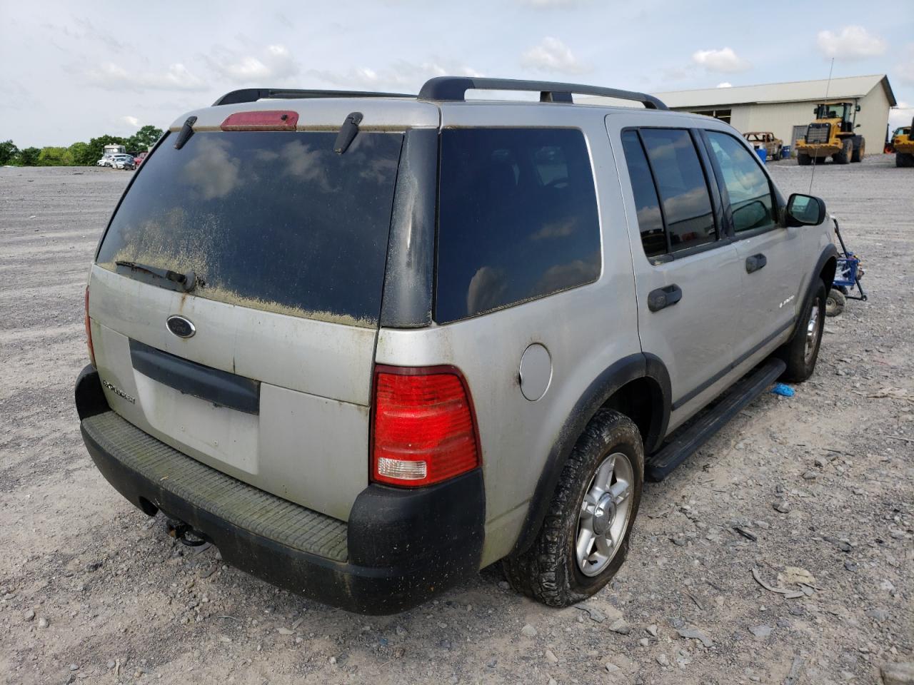 Photo 4 from auction – 2004 FORD EXPLORER X with VIN 1FMZU62K84UA73527