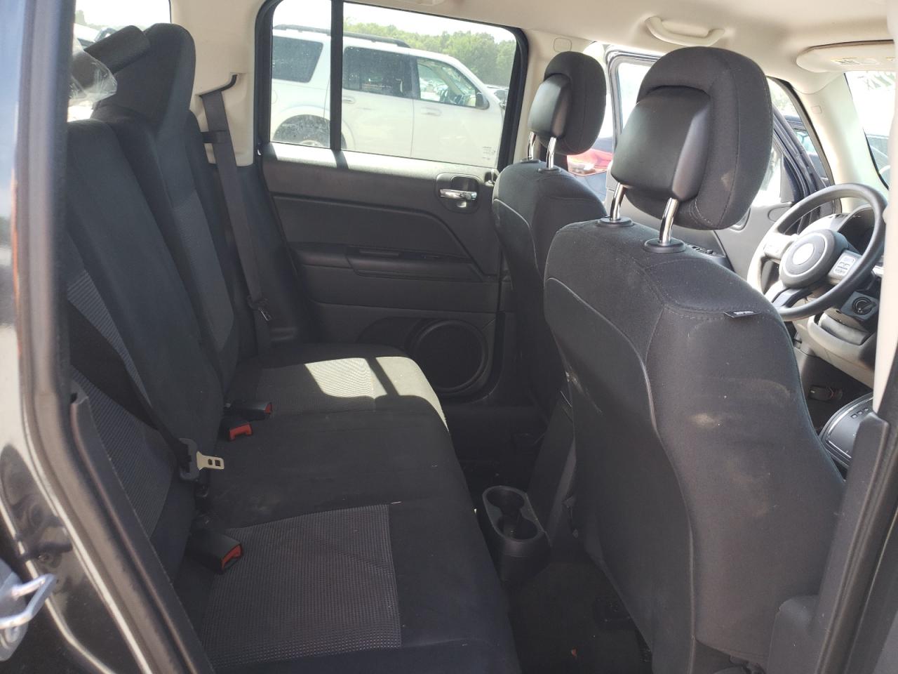 Photo 6 from auction – 2014 JEEP PATRIOT SP with VIN 1C4NJPBA6ED714524