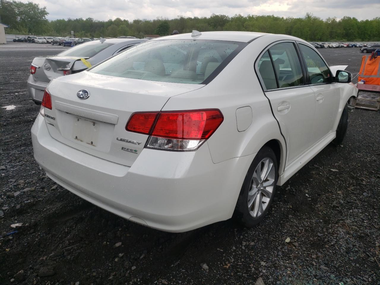 Photo 4 from auction – 2014 SUBARU LEGACY 2.5 with VIN 4S3BMBL68E3036839
