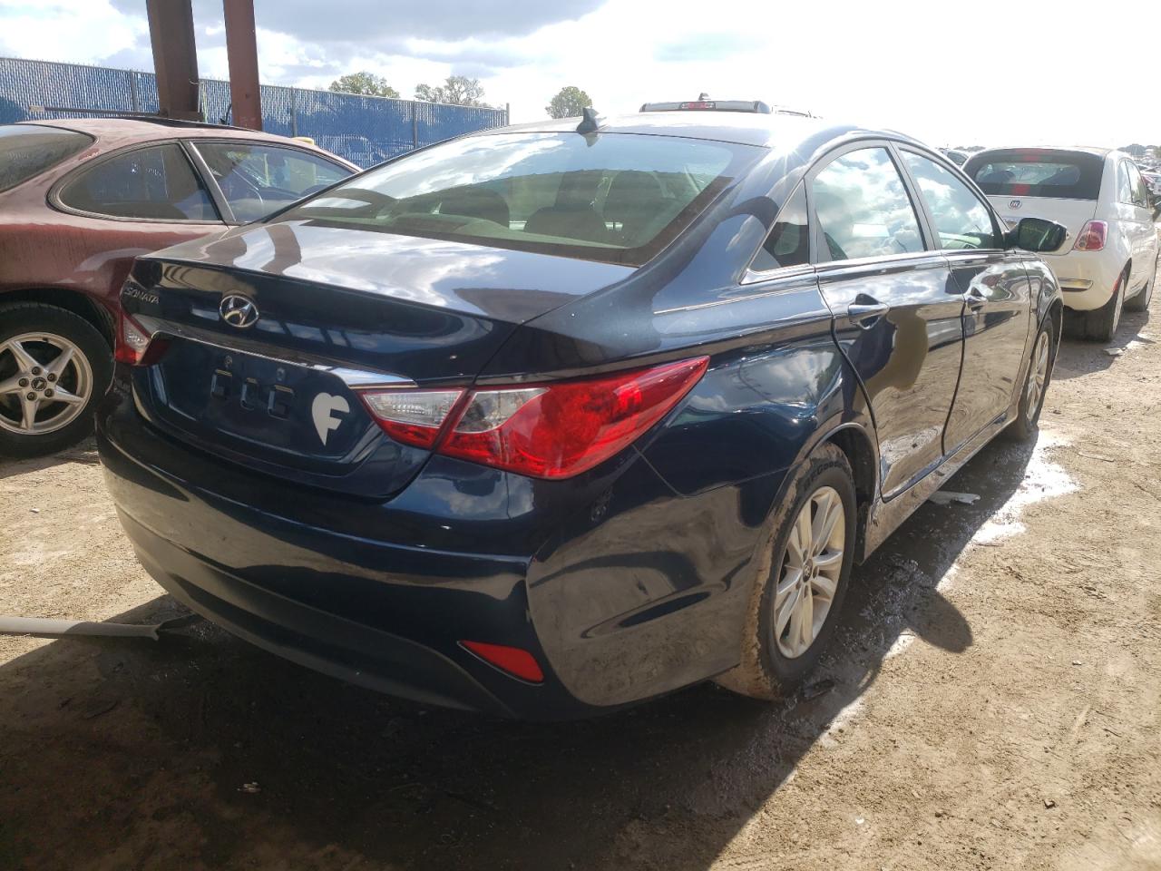 Photo 4 from auction – 2014 HYUNDAI SONATA GLS with VIN 5NPEB4AC8EH900557