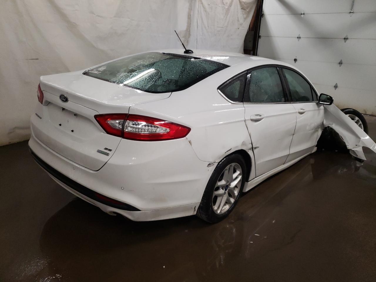 Photo 4 from auction – 2016 FORD FUSION SE with VIN 3FA6P0HD4GR163618